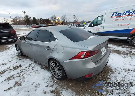2015 Lexus Is 250 из США, поврежденный, VIN JTHCF1D26F5021037